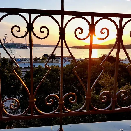 Appartamento App Obrovac In The Centre - With Amazing Sea View! *