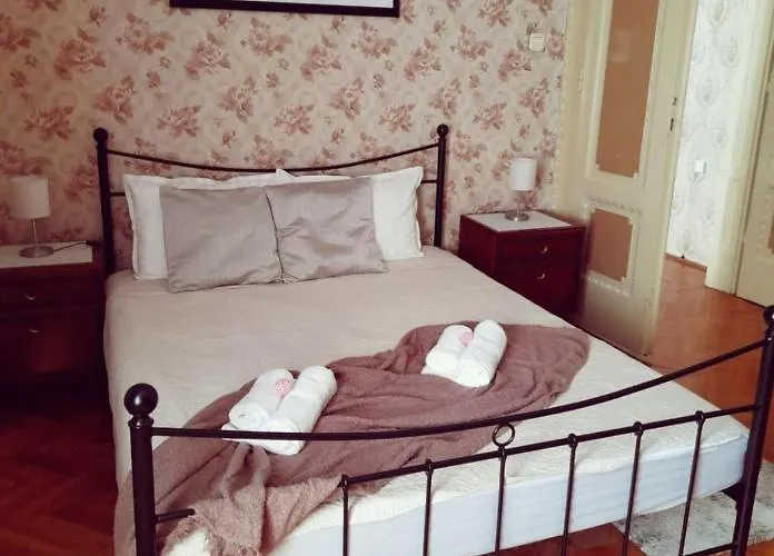 App Obrovac In The Centre - With Amazing Sea View! Apartman Pula