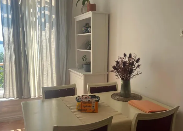 App Obrovac In The Centre - With Amazing Sea View! Apartman