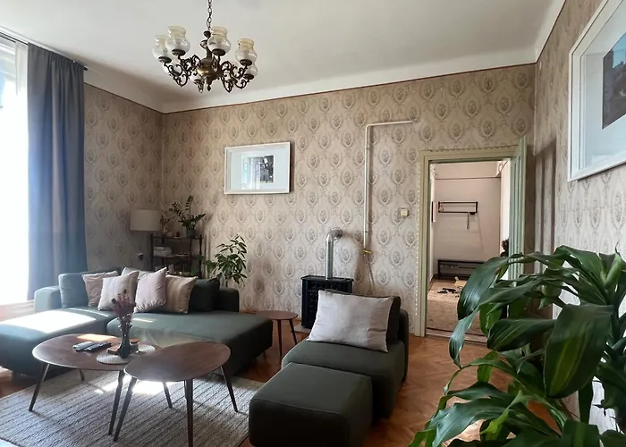 App Obrovac In The Centre - With Amazing Sea View! アパート *