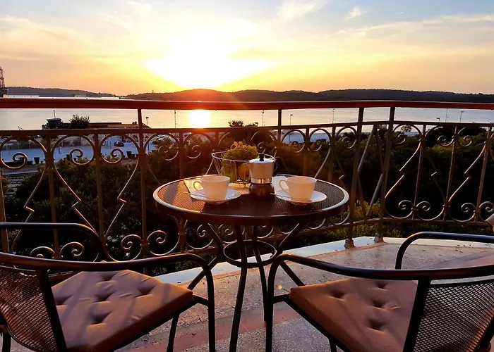 App Obrovac In The Centre - With Amazing Sea View!