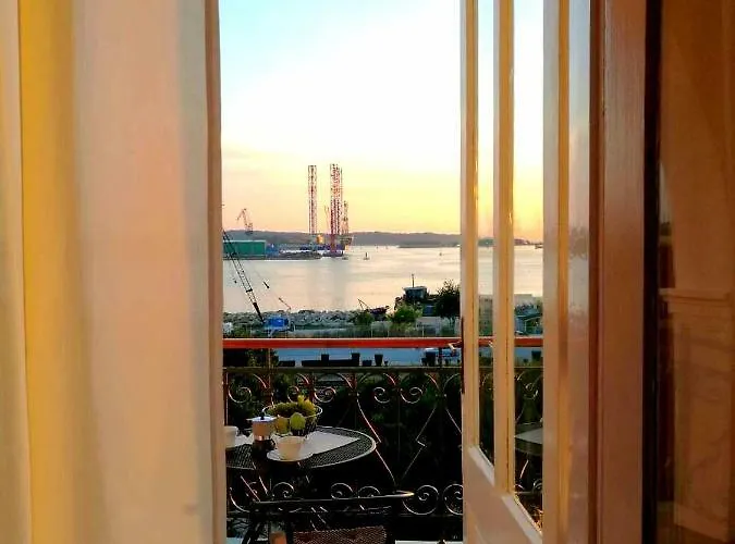 App Obrovac In The Centre - With Amazing Sea View!