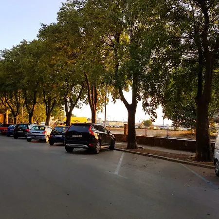 App Obrovac In The Centre - With Amazing Sea View! Апартаменты *